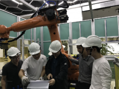 平凡的崗位，不平凡的人——視科普機器人團隊負責本田項目側記