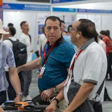 2025年潤(rùn)滑油、脂展會(huì)/湖北武漢汽車